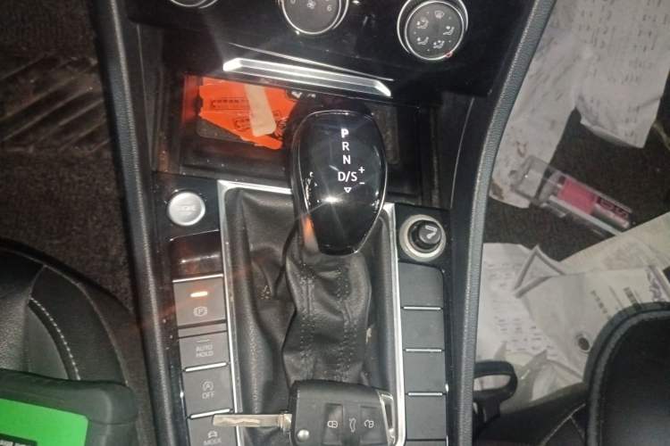 Used Volkswagen Sagitar 2019 200TSI DSG Comfort Version China VI Standard
