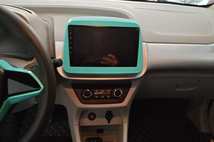 Used JMEV Xiao Qilin 2024 201km Comfort Version Audio And AC Panel