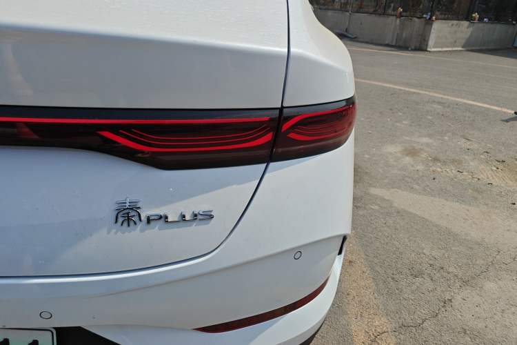 Used BYD Qin PLUS 2025 DM-i Smart Drive 55KM Leading Model
