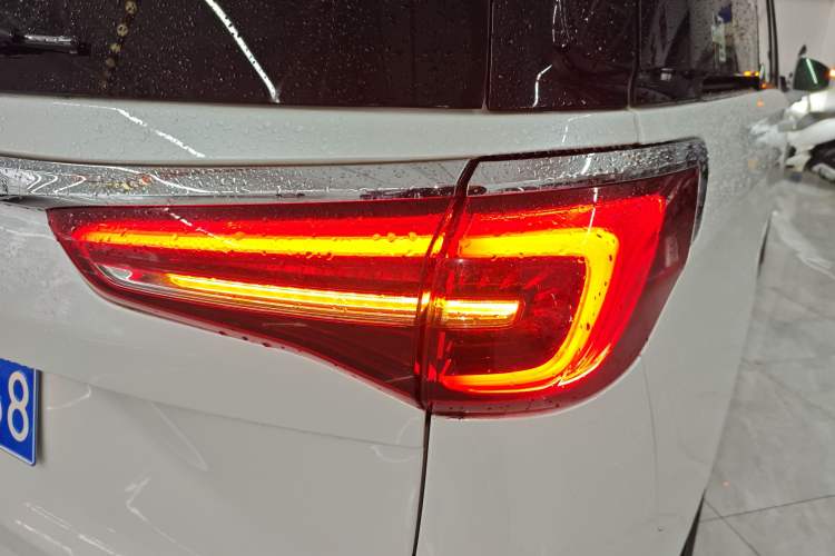 Used Buick GL8 2020 ES Land Cruiser 653T Comfort Edition