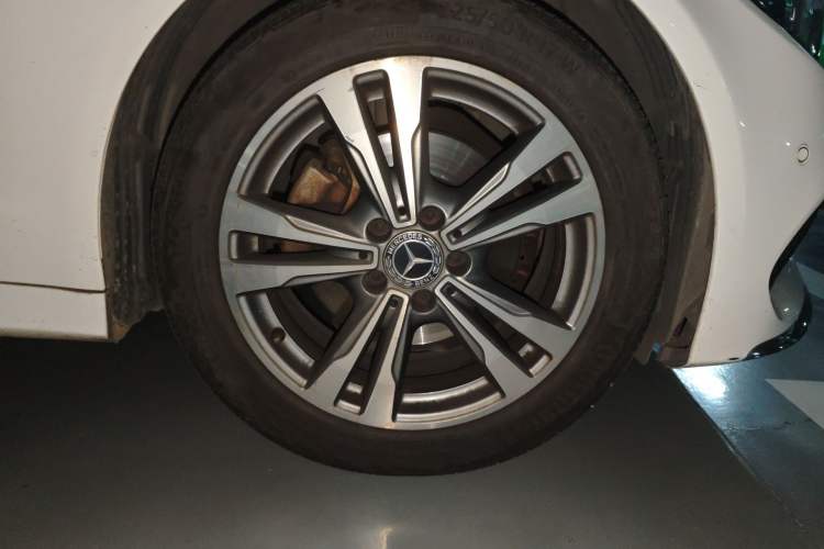 Used Mercedes-Benz C-Class 2017 Facelift C 200 L Sport Edition