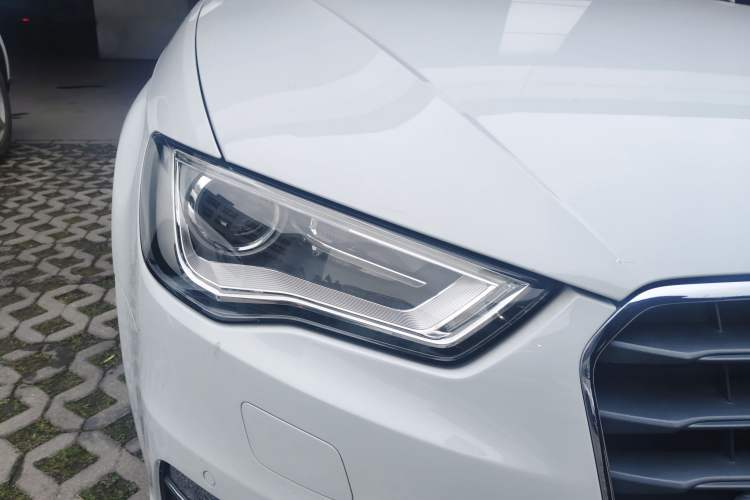 Used Audi A3 2015 Sportback 35 TFSI Millionth Anniversary Intelligent Leading Model
