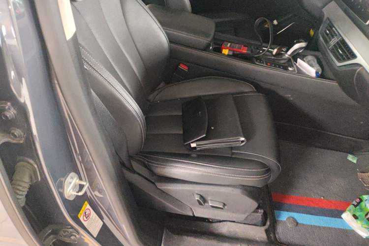 Used BYD Tang 2018 2.0T Automatic Smart Connect Prestige 5-Seater National Emission Standard V
