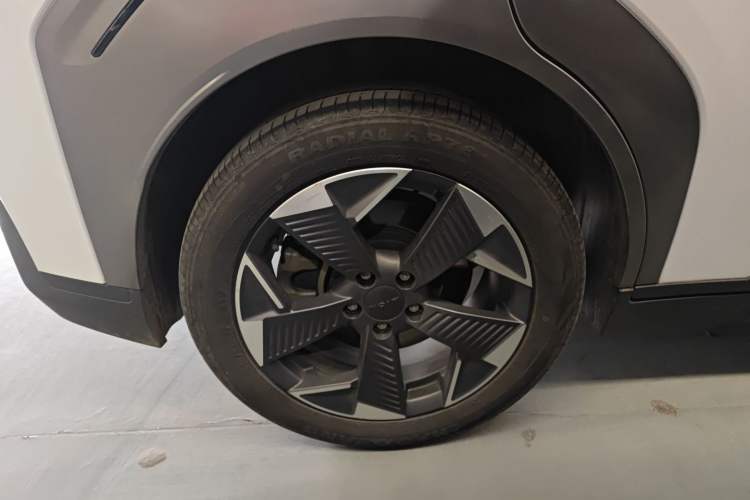 Used AION Y 2022 70 Intelligent Edition Lithium Iron Phosphate