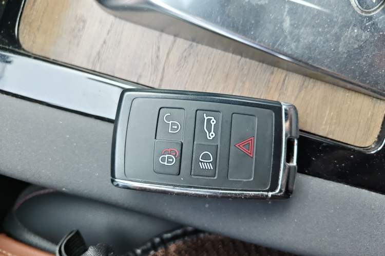 Used Land Rover Discovery Sport 2020 249 PS R-Dynamic Performance Tech Edition 7 Seats