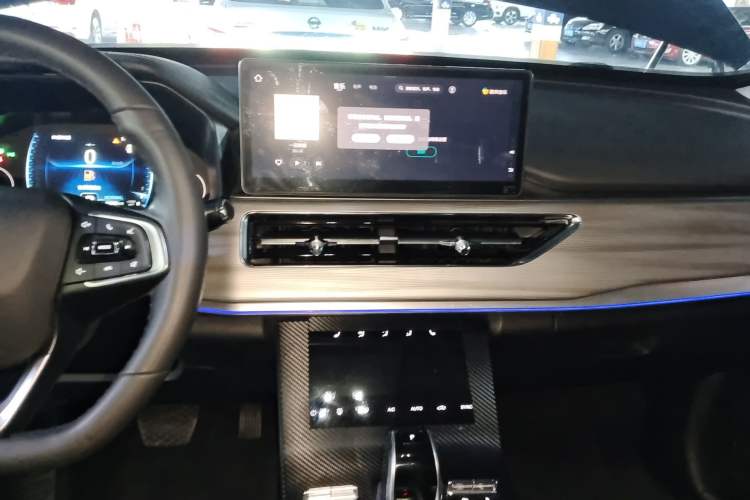 Used Chery Tiggo 8 2021 Kunpeng Edition 290TGDI Automatic Zhubfeng Version Audio And AC Panel