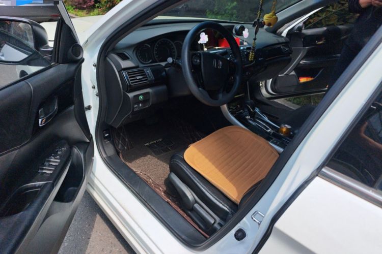 Used Honda Accord 2016 2.0L Comfort Edition
