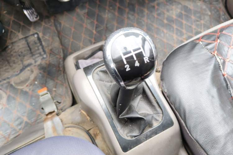 Used Wuling Rongguang 2011 1.2L Standard Version Gear Lever