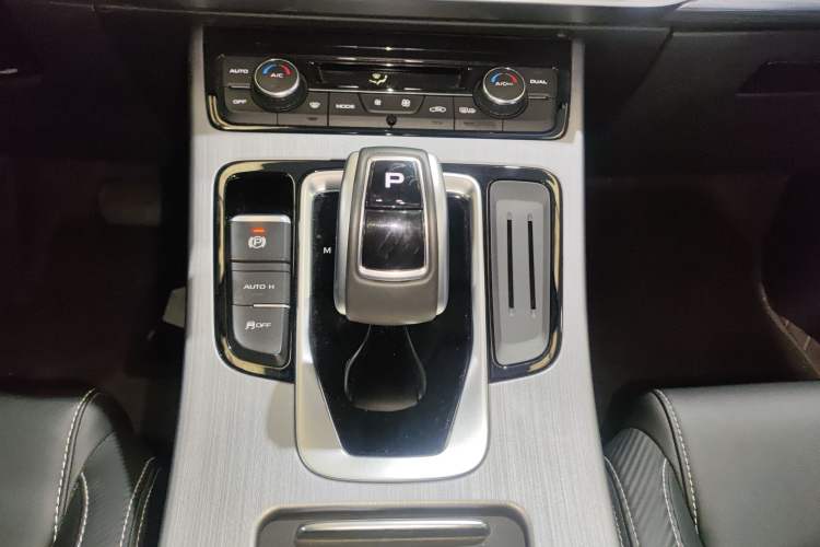 Used Geely Auto Emgrand X7 Sport 2021 1.8TD DCT Two-Wheel Drive Asian Games Comfort Edition
