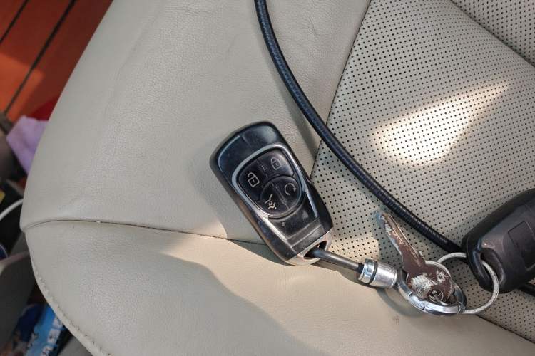 Used Buick GL8 2011 3.0L XT Luxury Business Flagship Edition
