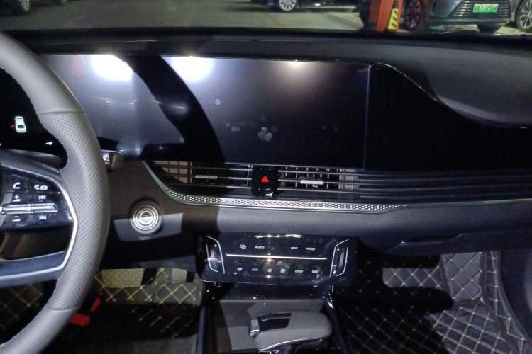 Used Bestune B70 2025 Dragon Edition 1.5T Quality Enjoyment Model
