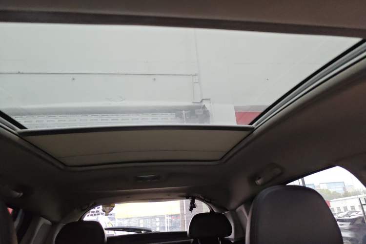 Used Citroen C3-XR 2015 1.6L Automatic Pioneer Model Headliner