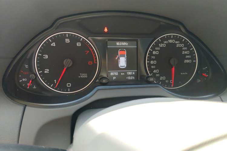 Used Audi Q5 2010 3.2 FSI Off-road Version