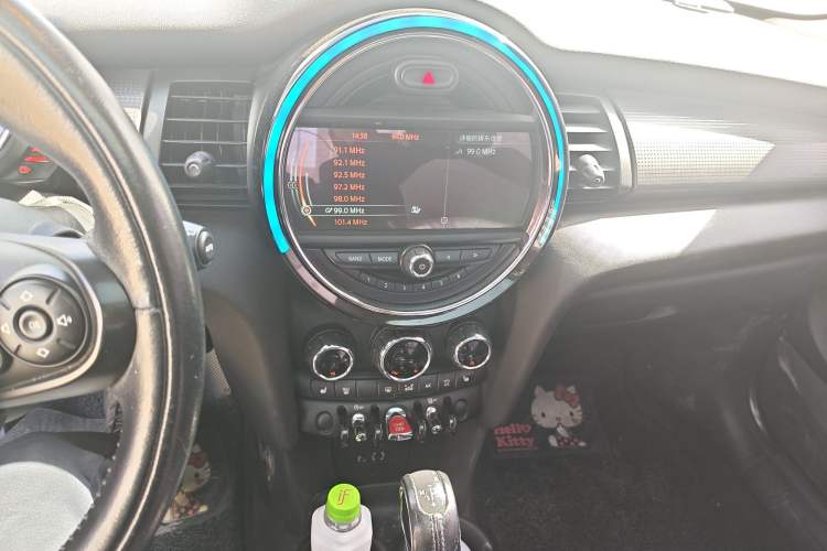 Used MINI 2016 1.5T COOPER Avant-Garde
