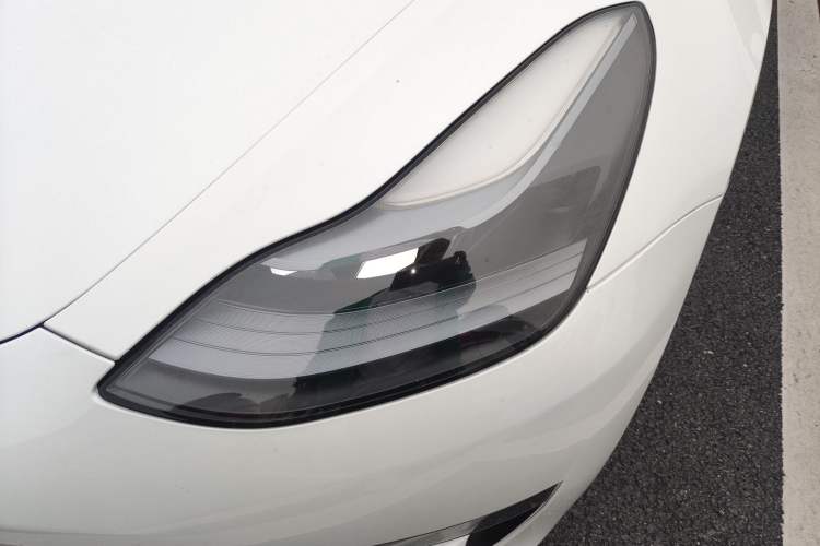 Used Tesla Model 3 2021 Revised Version II – Performance High-Performance All-Wheel-Drive Edition
