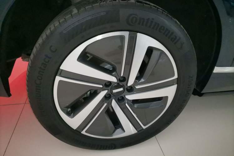 Used Wey Lanshan 2025 Four-Wheel Drive Max
