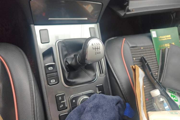 Used Haval H6 Coupe 2016 Blue Label 1.5T Manual Two-Wheel Drive Urban Model
