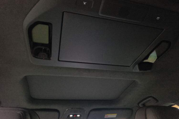 Used Zeekr 009 2024 7-Seater Aisle Version 108 kWh Headliner