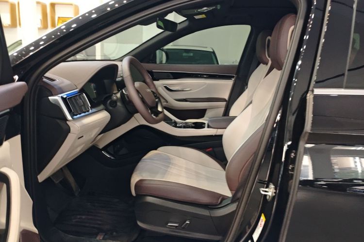 Used BYD Song PLUS New Energy 2025 EV Intelligent Driving Edition 520km Luxury Model
