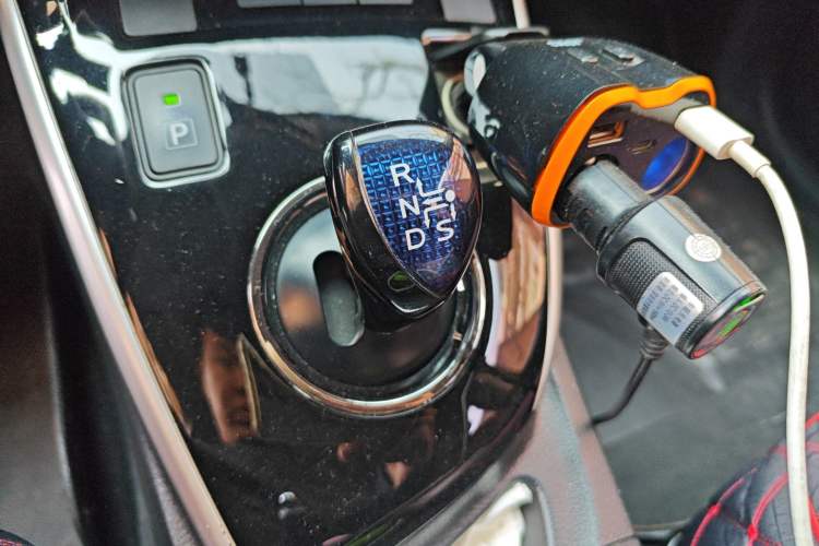 Used Toyota Levin 2017 Revised Dual-Engine 1.8H GS E-CVT Elite Sunroof Version China V Standard