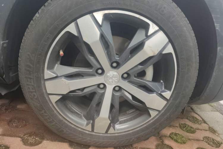 Used Peugeot 4008 2018 350THP Elite Edition Right Front Wheel Hub