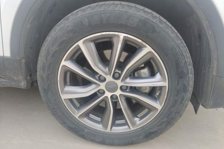 Used Geely Auto Emgrand X7 Sport 2020 1.8TD DCT Two-Wheel Drive Zhiya Model Right Front Wheel Hub