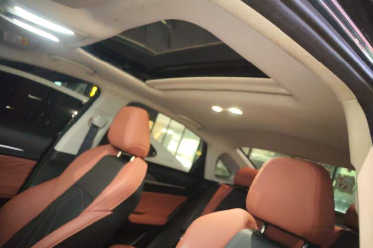 Used CHANGAN Eado 2024 PLUS Blue Whale NE 1.4T GDI DCT High-Energy Edition Headliner