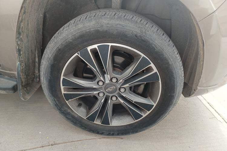 Used Chery Tiggo 3 2014 1.6L CVT ZhiShang Edition Right Front Wheel Hub