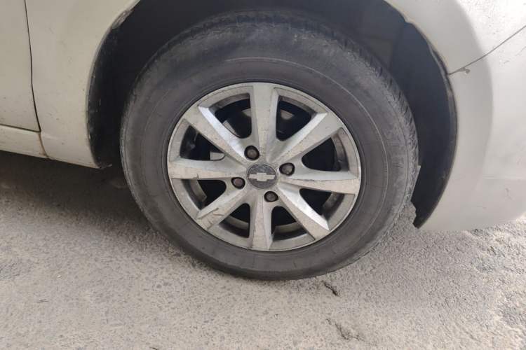 Used Chevrolet Sail 2013 Sedan 1.2L Manual Fashionable Happiness Edition
