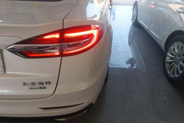 Used Ford Mondeo 2020 EcoBoost 180 Stylish Model
