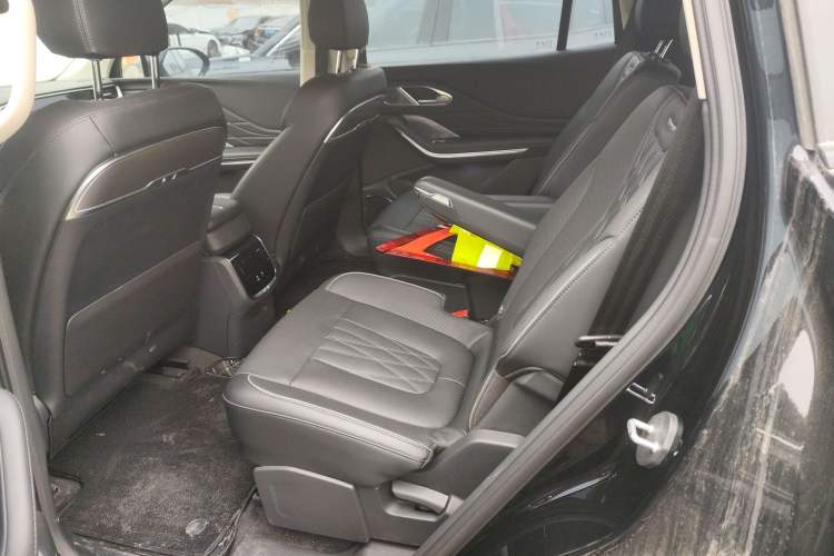 Used Hongqi HS7 PHEV 2024 2.0T PHEV Four-Wheel Drive Flagship Edition 6 Seats