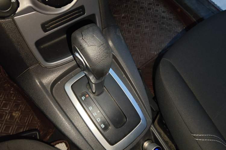 Used Ford Fiesta 2013 Hatchback 1.5L Automatic Fashion Edition