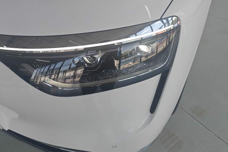 Used Hima AITO M8 2025 Extended-Range Max+ Version 53.4 kWh 5-Seater Edition