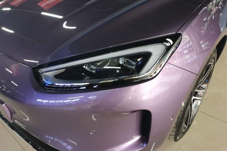 Used Hima AITO M5 2025 Extended-Range Ultra All-Wheel-Drive Version
