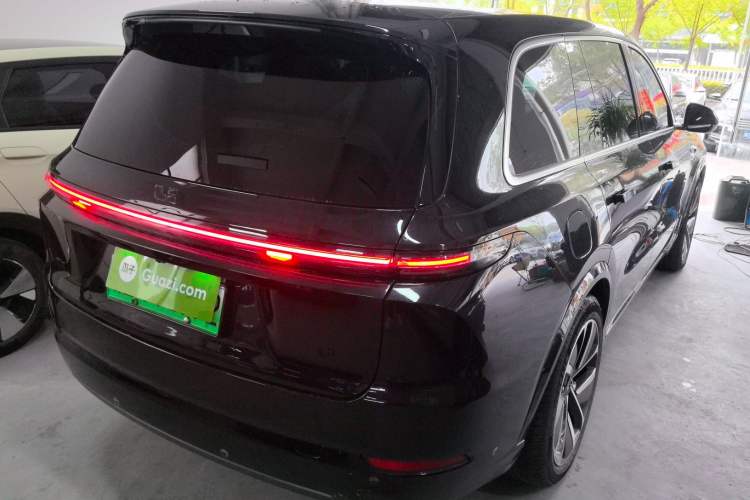 Used Li Auto L9 2024 Ultra Model Rear Right 45 Deg