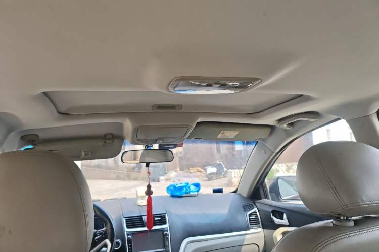 Used Geely Auto Emgrand 2014 Sedan 1.3T CVT Elite Model