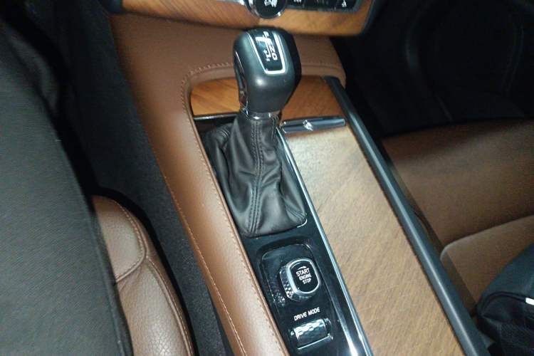 Used Volvo XC90 2020 T6 Zhiyi Luxury 7-Seater