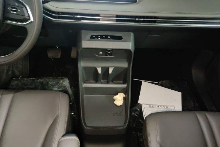 Used SAIC MAXUS Dajia 7 2024 Revised Version Super Hybrid Long-Range Edition Enjoyment Version Gear Lever