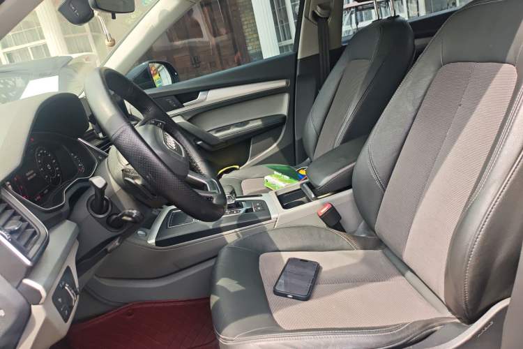 Used Audi Q5L 2018 40 TFSI Prestige Fashion Edition China VI Left Front Seat