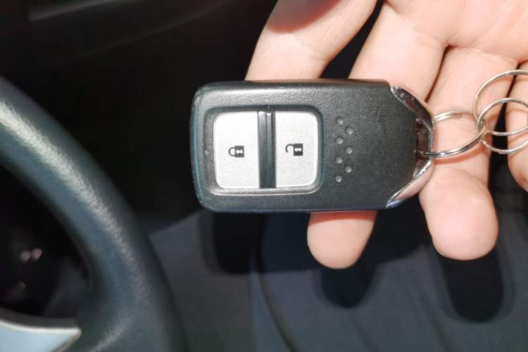 Used Honda Jade 2017 1.8L automatic Comfort version 5 seats
