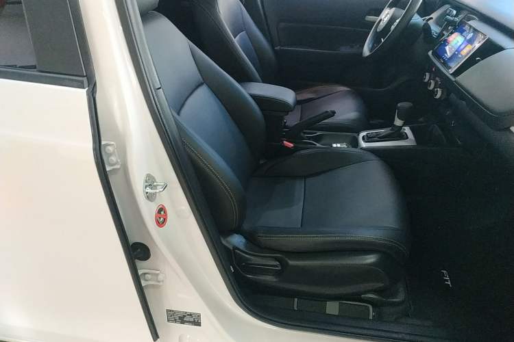 Used Honda Fit 2021 1.5L CVT Trend Edition Right Front Seat