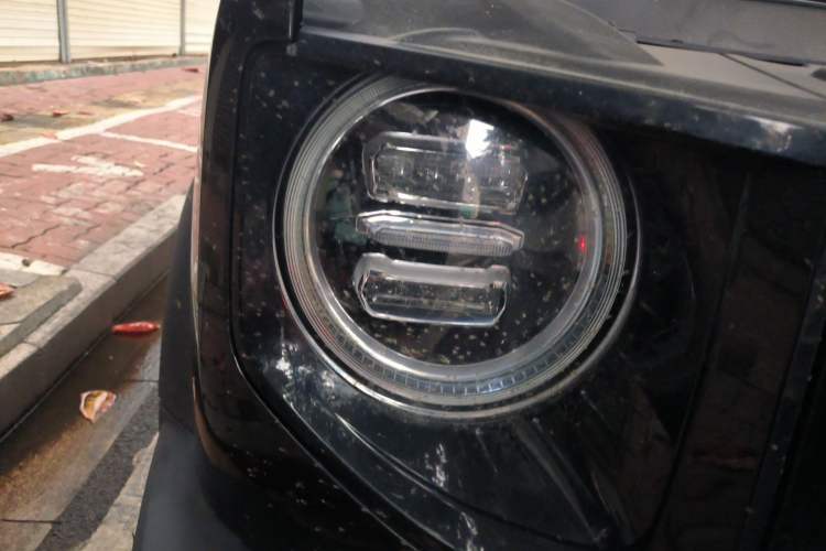 Used Haval DARGO 2021 1.5T DCT Two-Wheel Drive "Mǎquǎn" Edition Right Front Headlight