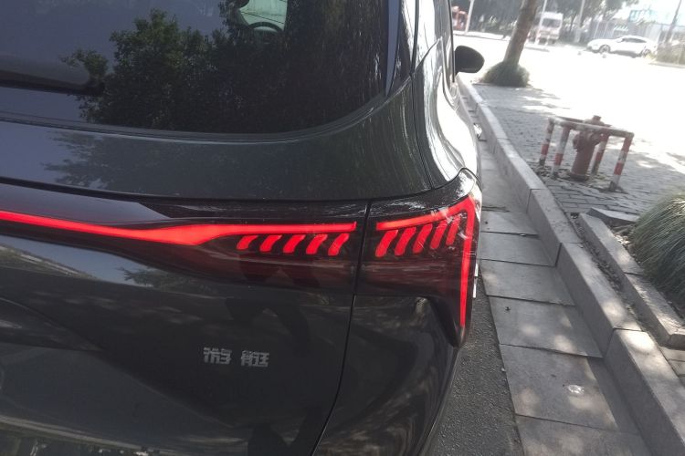 Used FORTHING Yacht 2022 1.5T DCT Chasing-the-Waves Edition Right Rear Taillight