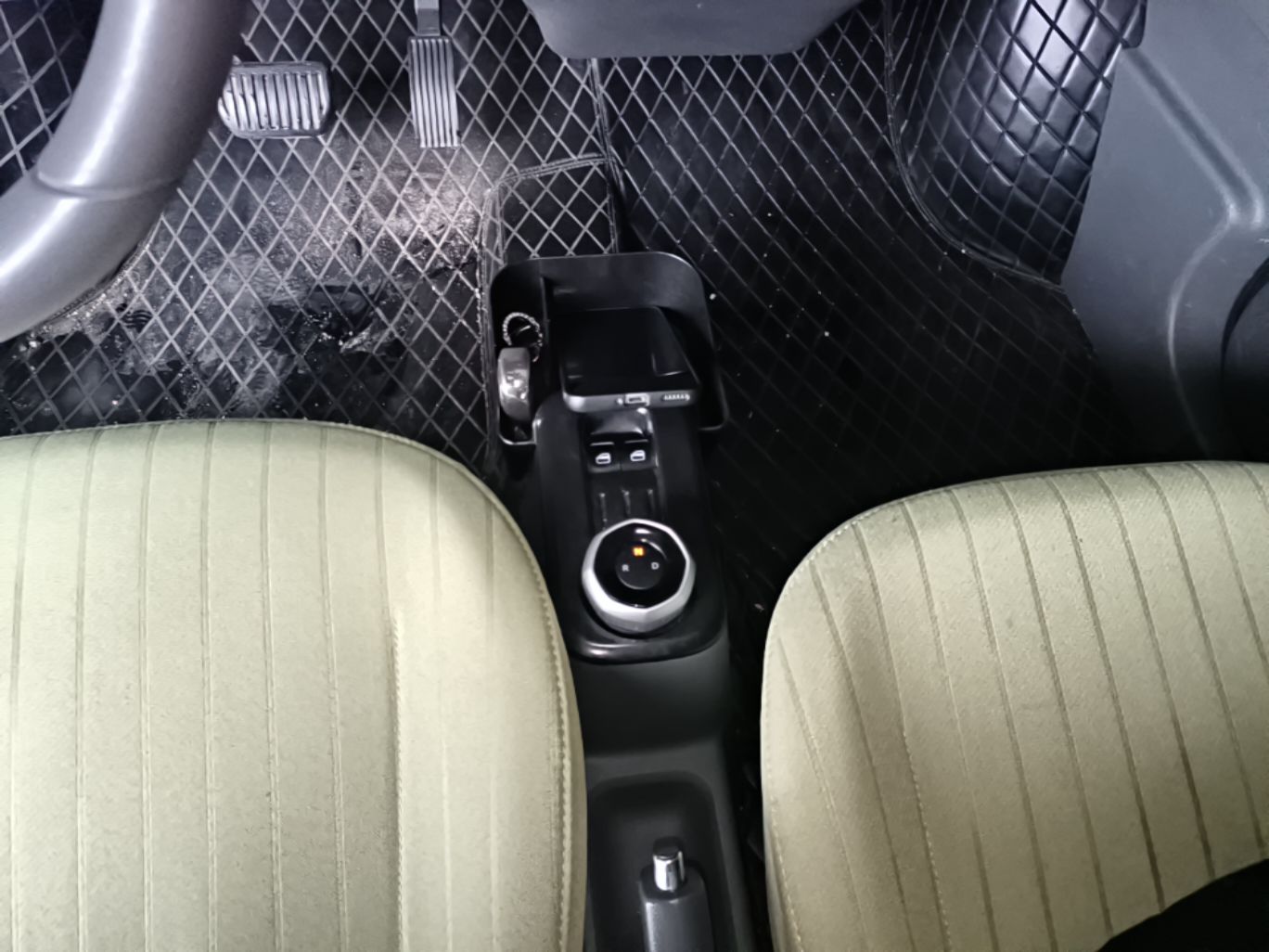 Geely Galaxy Panda 2023 Panda Mini 200km Endurance Bear — снимка 16