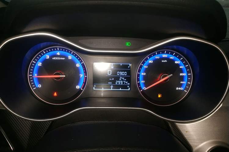 Used Geely Auto Vision 2019 Upgraded Model 1.5L CVT Luxury Version China VI Standard