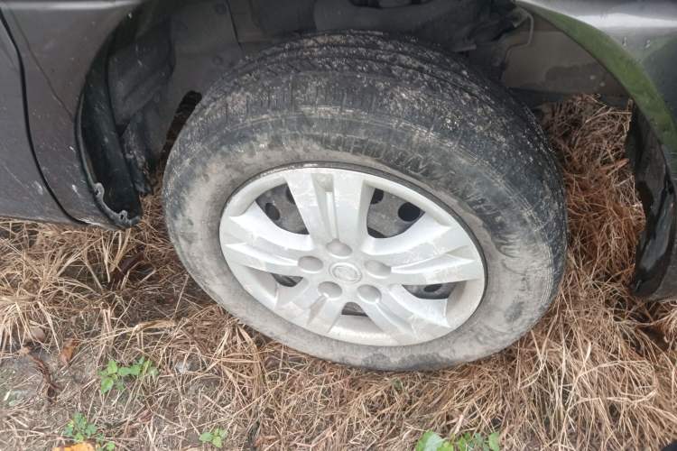 Used FORTHING Lingzhi 2014 V3 1.5L 7-Seater Standard Model II
