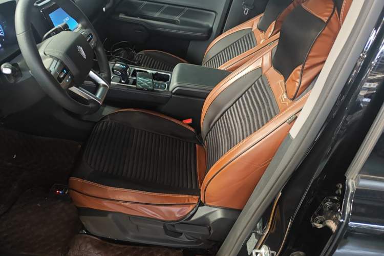 Used JMC DaDao 2023 All-Win 2.3T Diesel Automatic 4x4 Long-Wheelbase Comfort Edition
