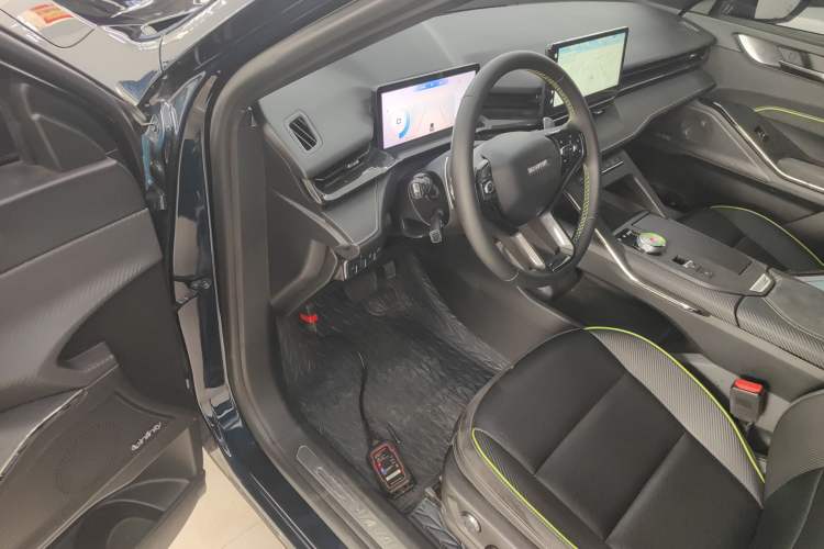 Used Haval H6S 2022 2.0T All-Wheel-Drive Trendy Sports Edition Driver Seat