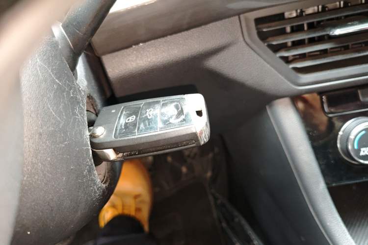 Used Volkswagen Bora 2019 Revised Version 1.5L Automatic Comfort Edition China V Standard
