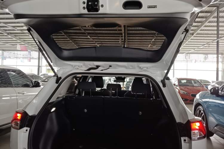 Used Toyota FRONTLANDER 2023 2.0L CVT Leading Edition